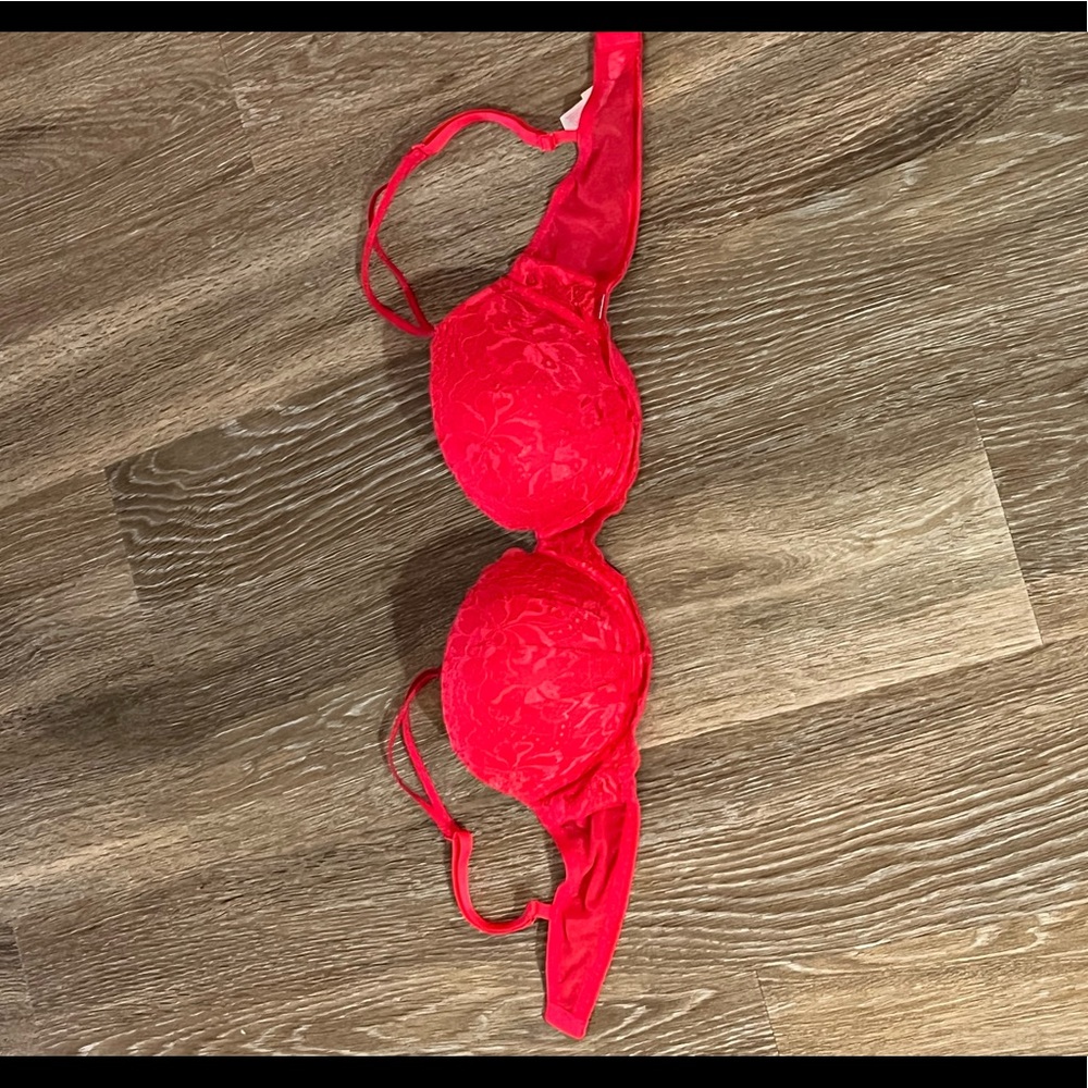 PINK by Victoria Secret lace push up bra